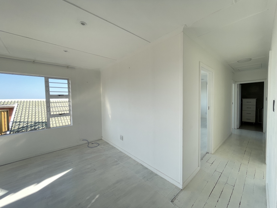 To Let 2 Bedroom Property for Rent in Kidds Beach Eastern Cape